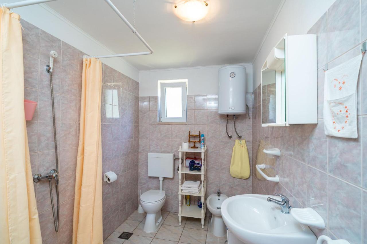 Apartment Laurel Leaf Lovorno 외부 사진