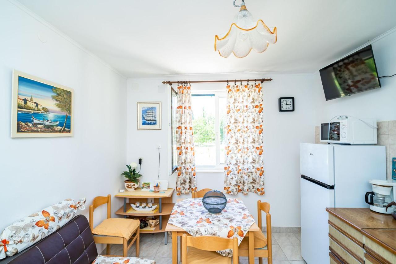 Apartment Laurel Leaf Lovorno 외부 사진
